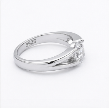 Elegant Marquise Solitaire Ring in 925 Sterling Silver