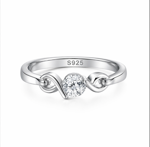 Elegant Knot Solitaire Ring in 925 Sterling Silver