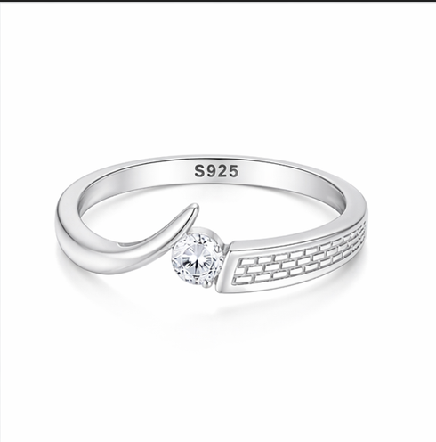 Modern Curve Solitaire Ring in 925 Sterling Silver