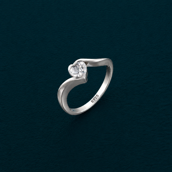 Romantic Heart Solitaire Ring in 925 Sterling Silver