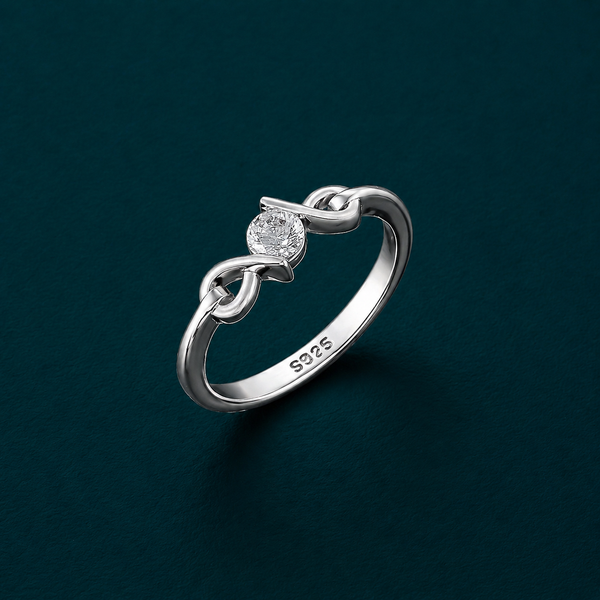 Elegant Knot Solitaire Ring in 925 Sterling Silver