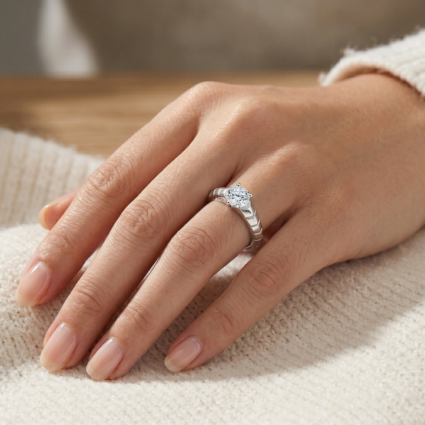 Elegant S925 Sterling Silver Solitaire Ring for Women