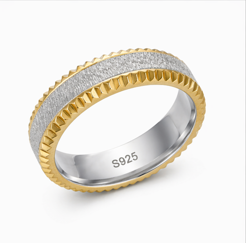 Dual Tone Textured Edge Ring in 925 Sterling Silver