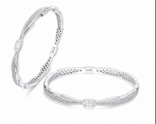 Elegant Textured Diamond-Cut Banngles