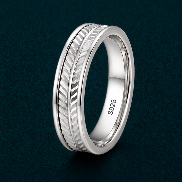 Dual Texture Chevron Pattern Ring