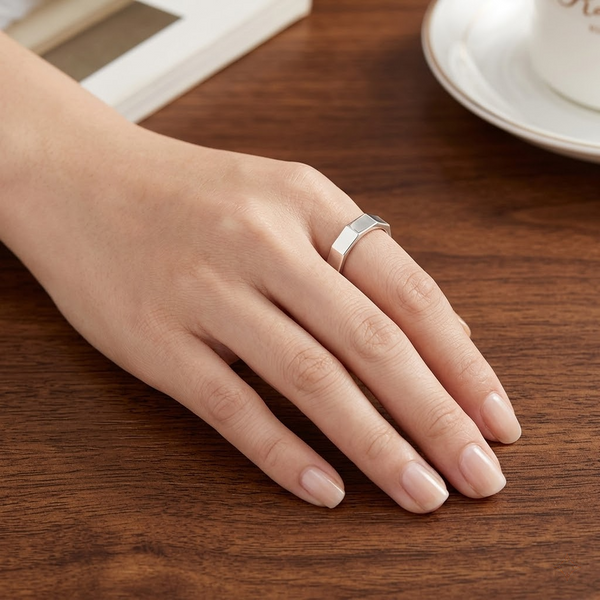 Modern Geometric Hexagon Ring in 925 Sterling Silver