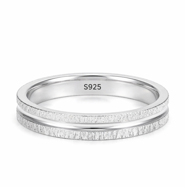 Elegant Textured Silver Band Ring in 925 Sterling Silver