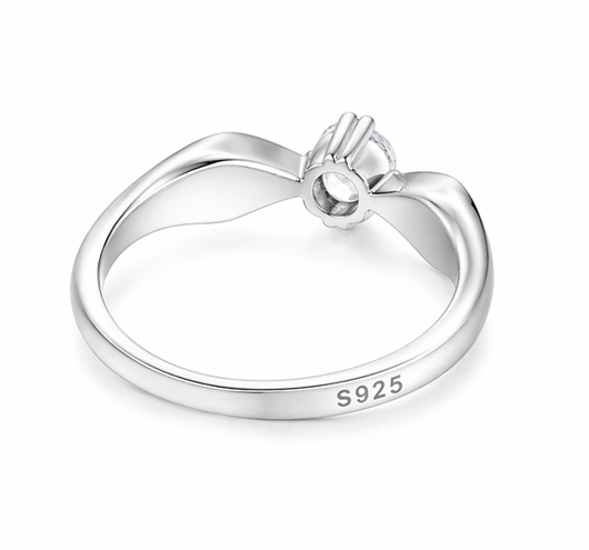 Classic Round Solitaire Ring in 925 Sterling Silver