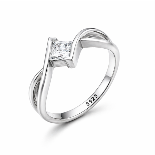 Modern Princess Cut Solitaire Ring in 925 Sterling Silver