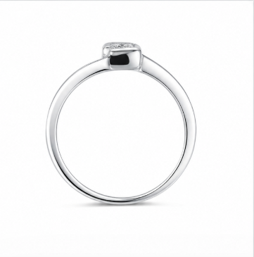 Elegant Princess Cut Solitaire Ring in 925 Sterling Silve