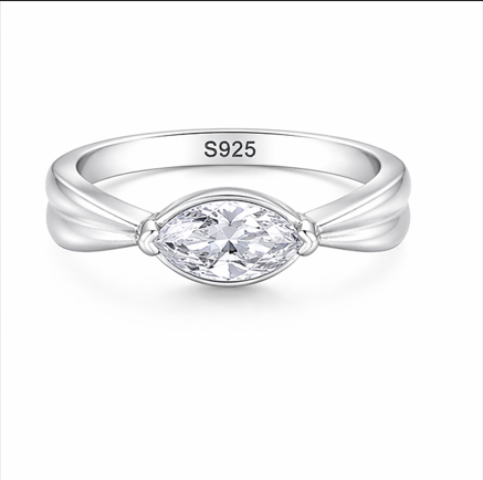 Elegant Oval Solitaire Ring in 925 Sterling Silver