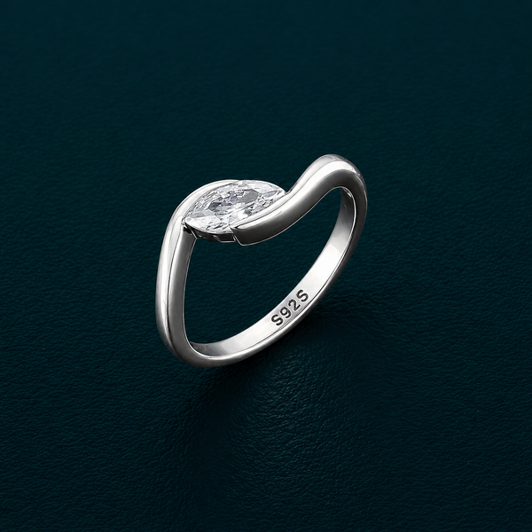 Elegant Marquise Solitaire Ring in 925 Sterling Silver