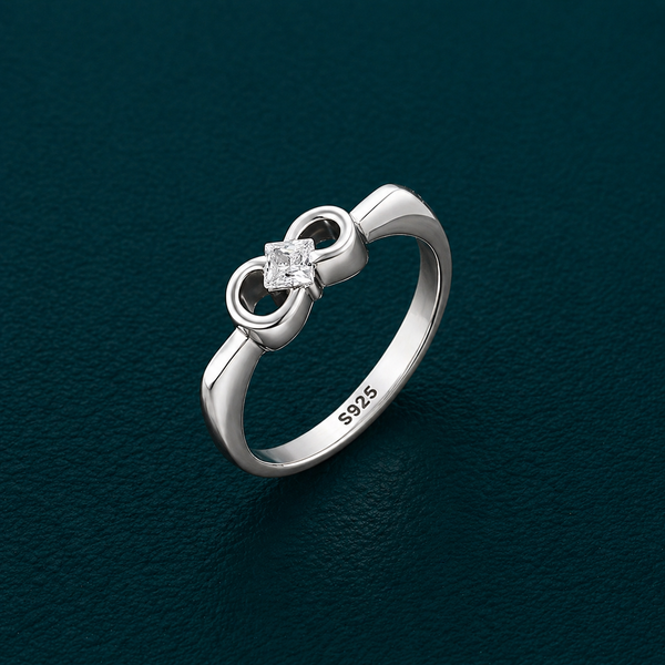 Elegant Infinity Bow Solitaire Ring in 925 Sterling Silver